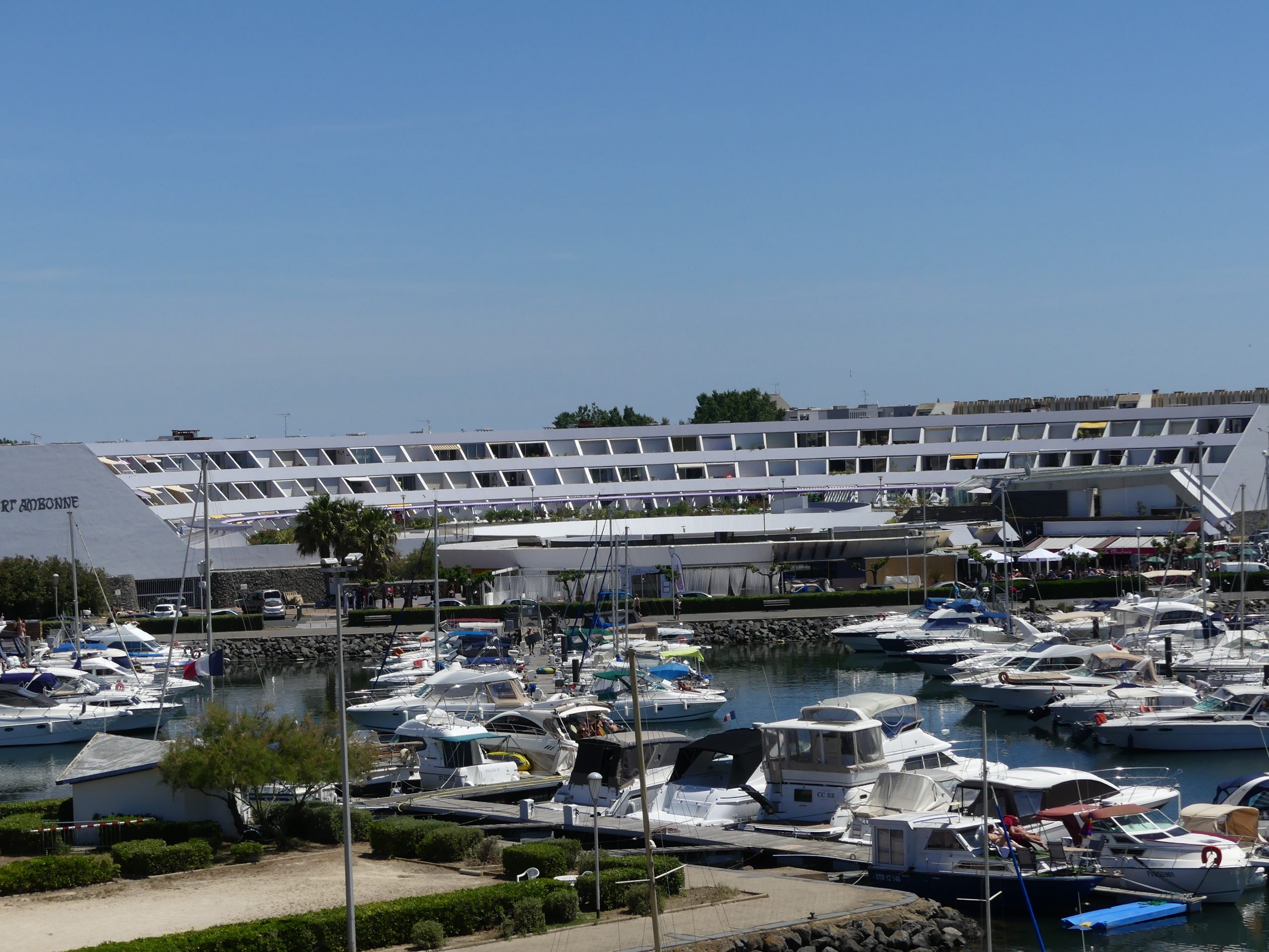 Port du Village Naturiste